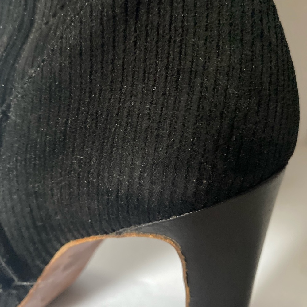 Vintage 90s Versus Versace Black Corduroy Mid-Calf Boots - Rare Archival Piece - Picture 12 of 15